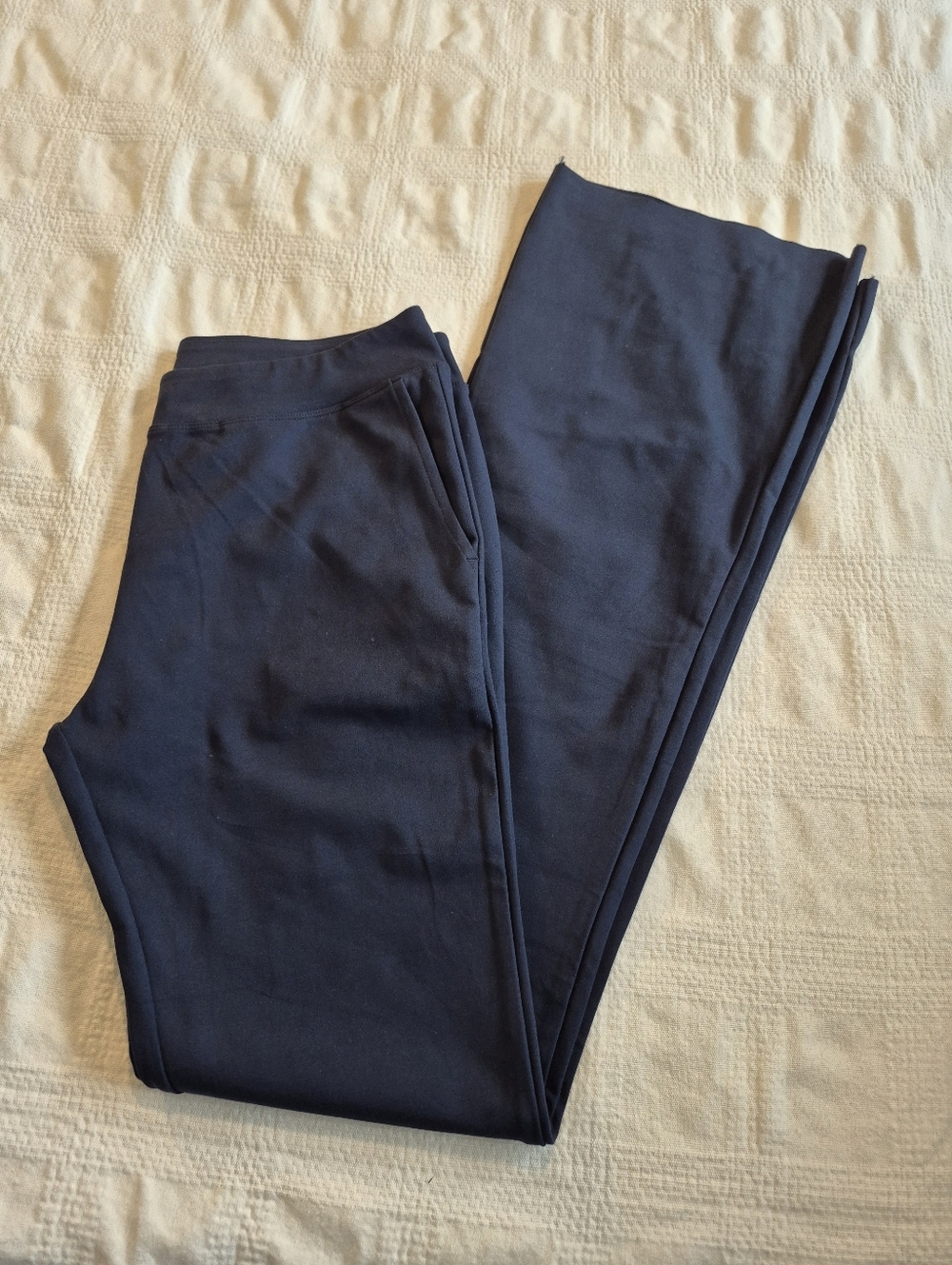 Seahorse women's size Large blue unhemmed athletic style pants